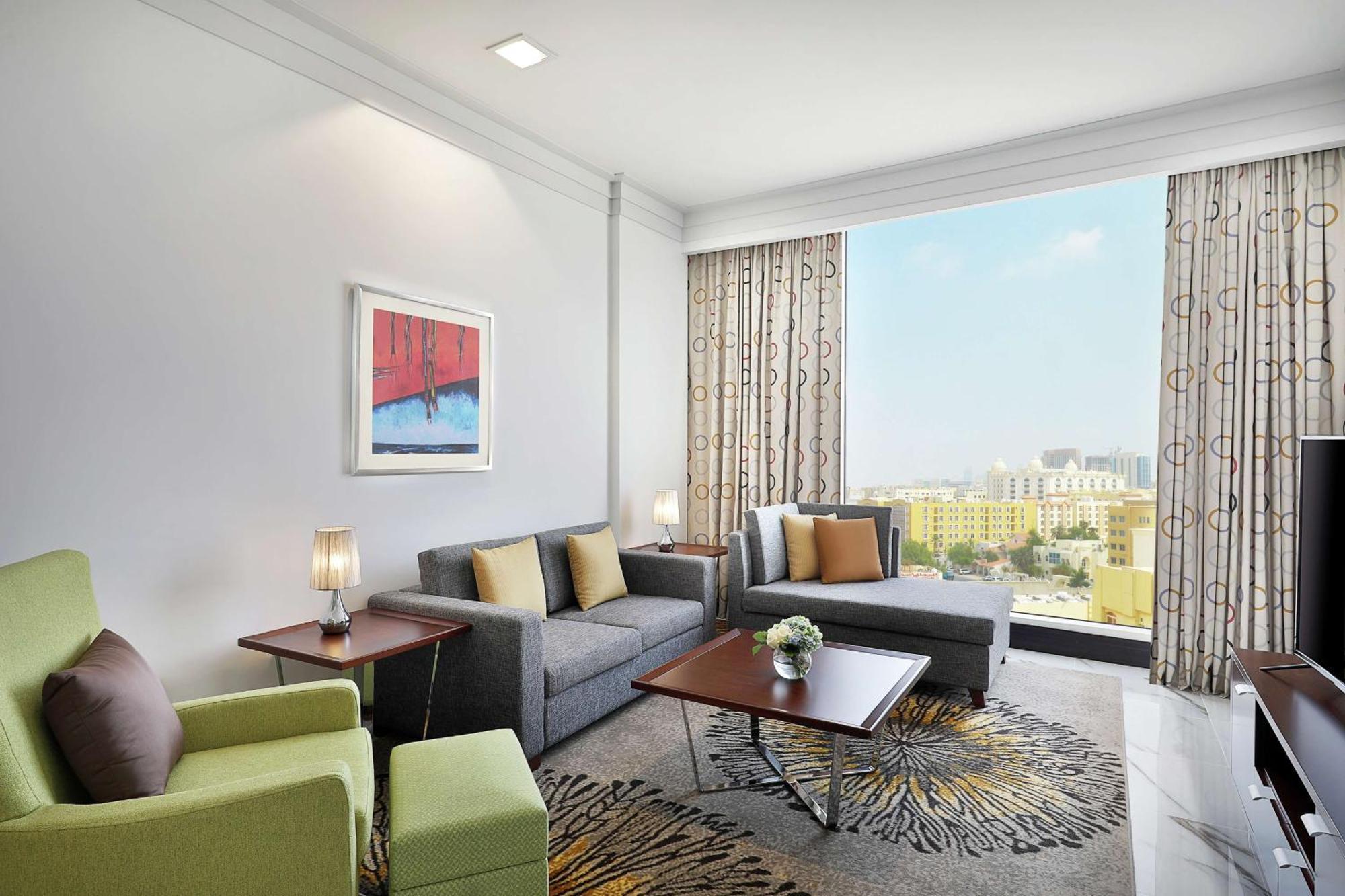 ดับเบิลทรี บาย ฮิลตัน โดฮา - อัลซัดด์ Hotel ภายนอก รูปภาพ Living room