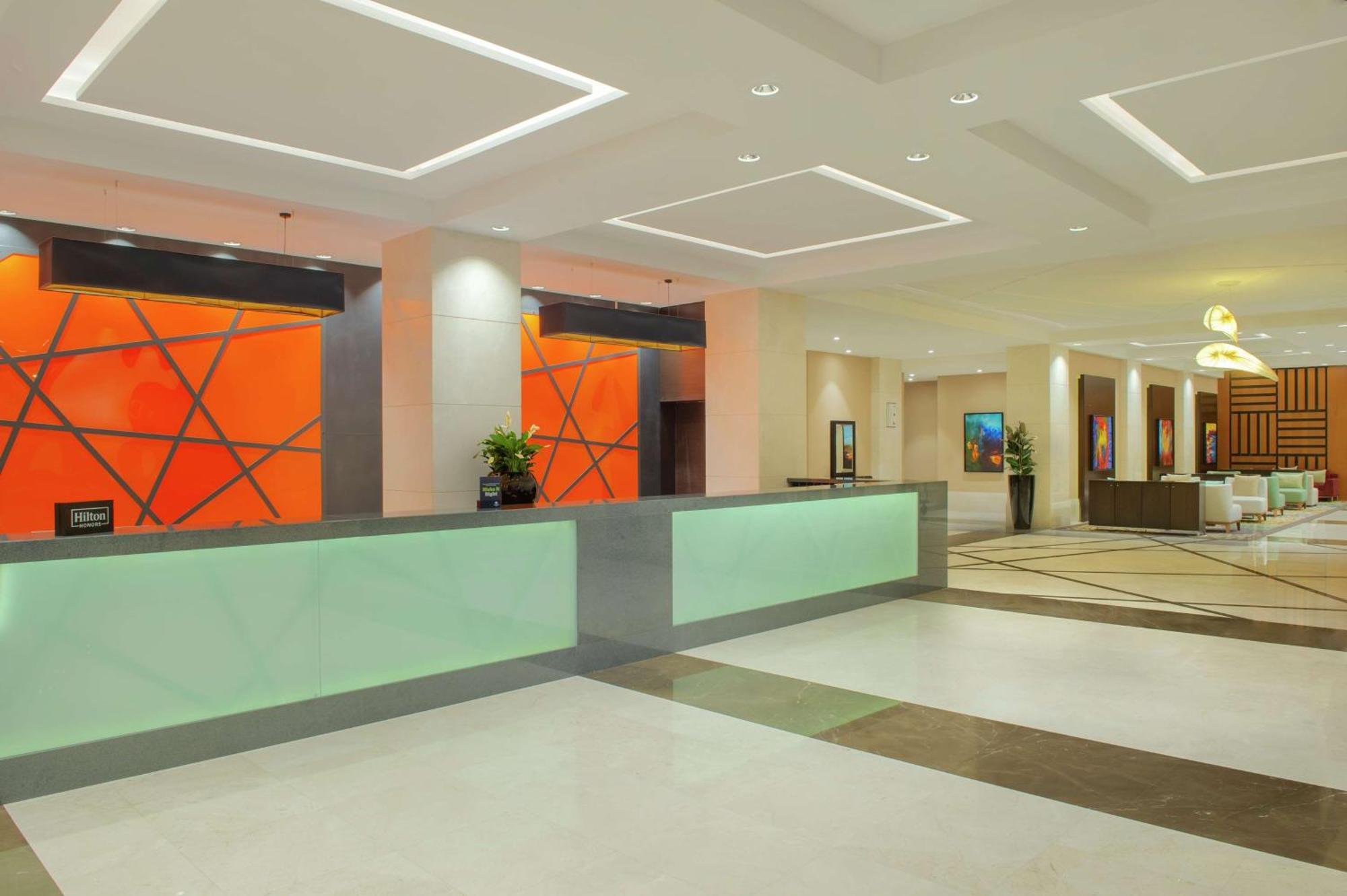 ดับเบิลทรี บาย ฮิลตัน โดฮา - อัลซัดด์ Hotel ภายนอก รูปภาพ Lobby
