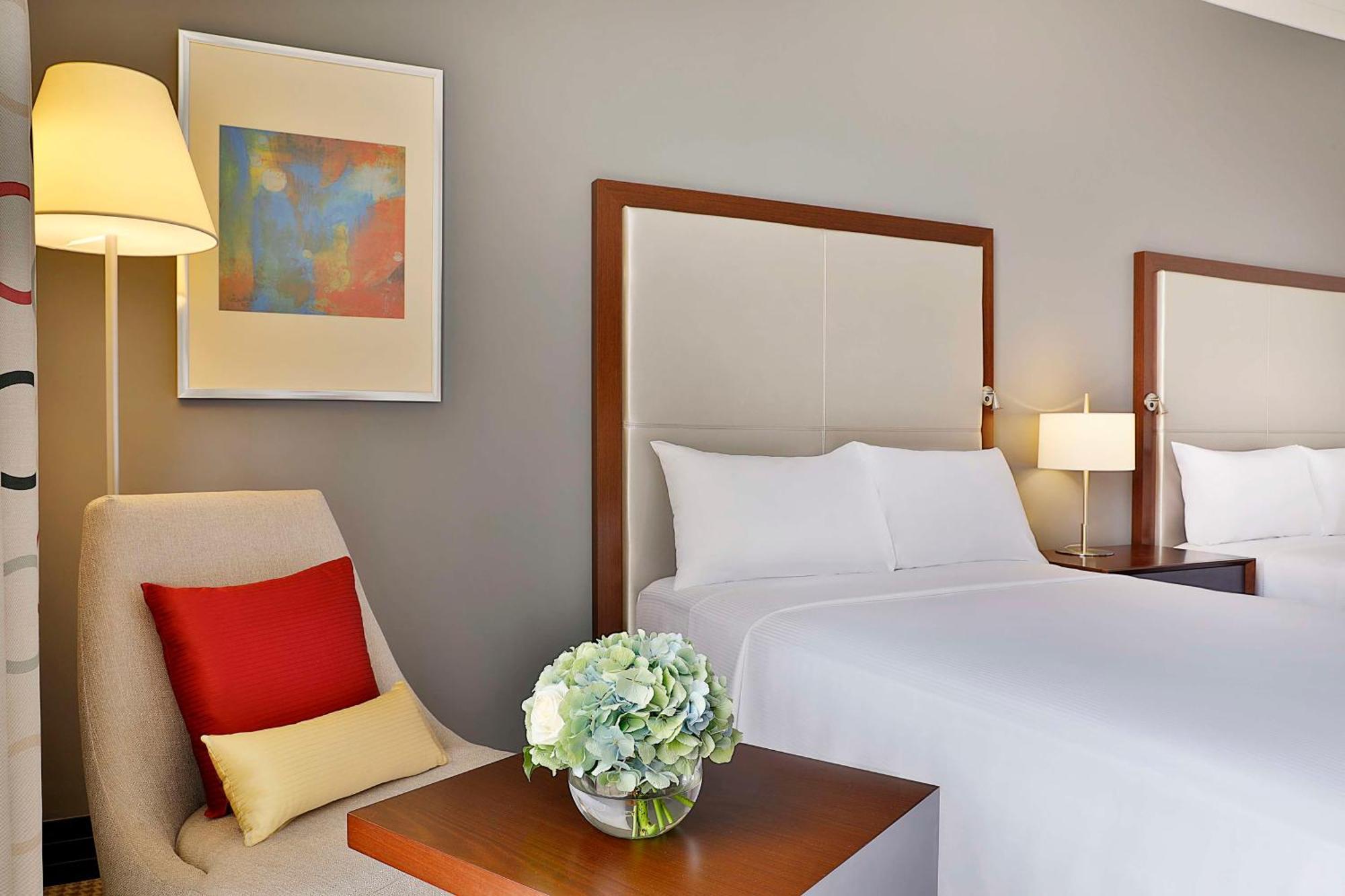 ดับเบิลทรี บาย ฮิลตัน โดฮา - อัลซัดด์ Hotel ภายนอก รูปภาพ A guest room at the Hilton San Francisco